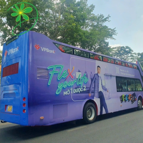 CHẠY ROADSHOW XE BUS 2 TẦNG